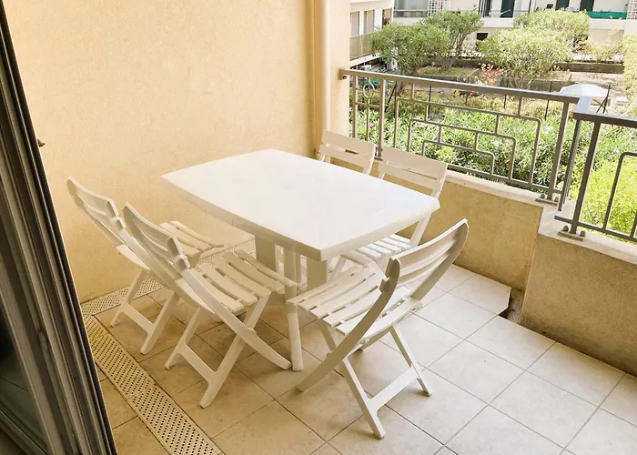 Paloma Center Semesterbostad